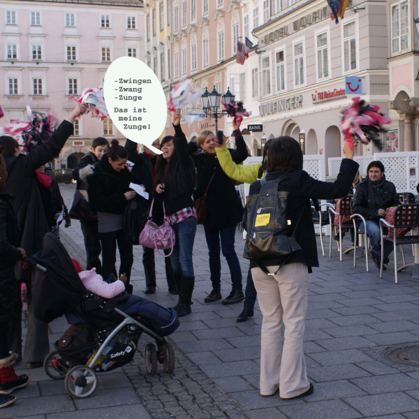 <p>Zwingen. Zwang. Zwunge. Das ist meine Zunge!</p>
