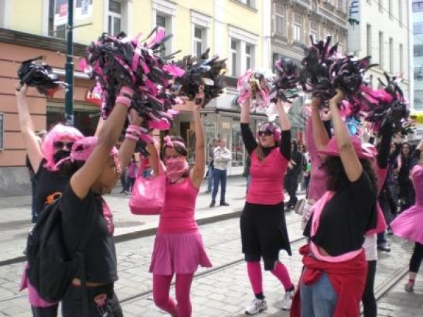 Umzug bei Demo zum 1.Mai 2010